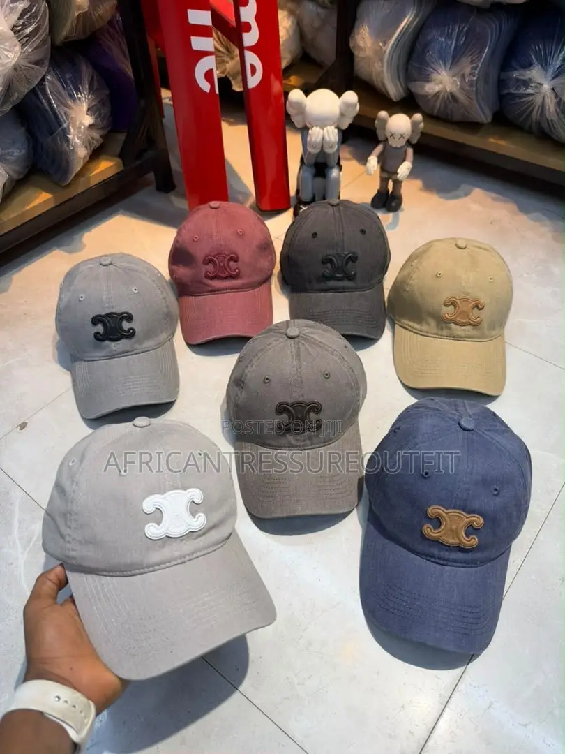 Gucci, Burberry and More Baseball Caps Brands Collection | Buy Now