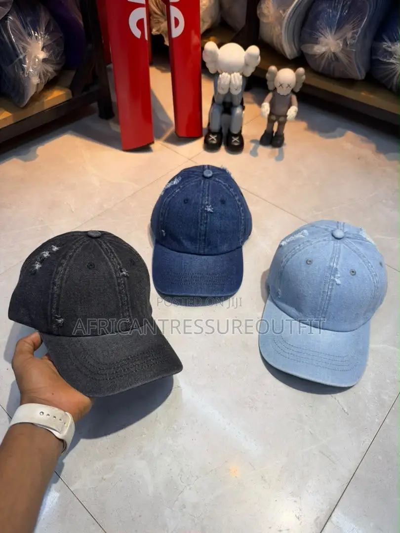 Gucci, Burberry and More Baseball Caps Brands Collection | Buy Now