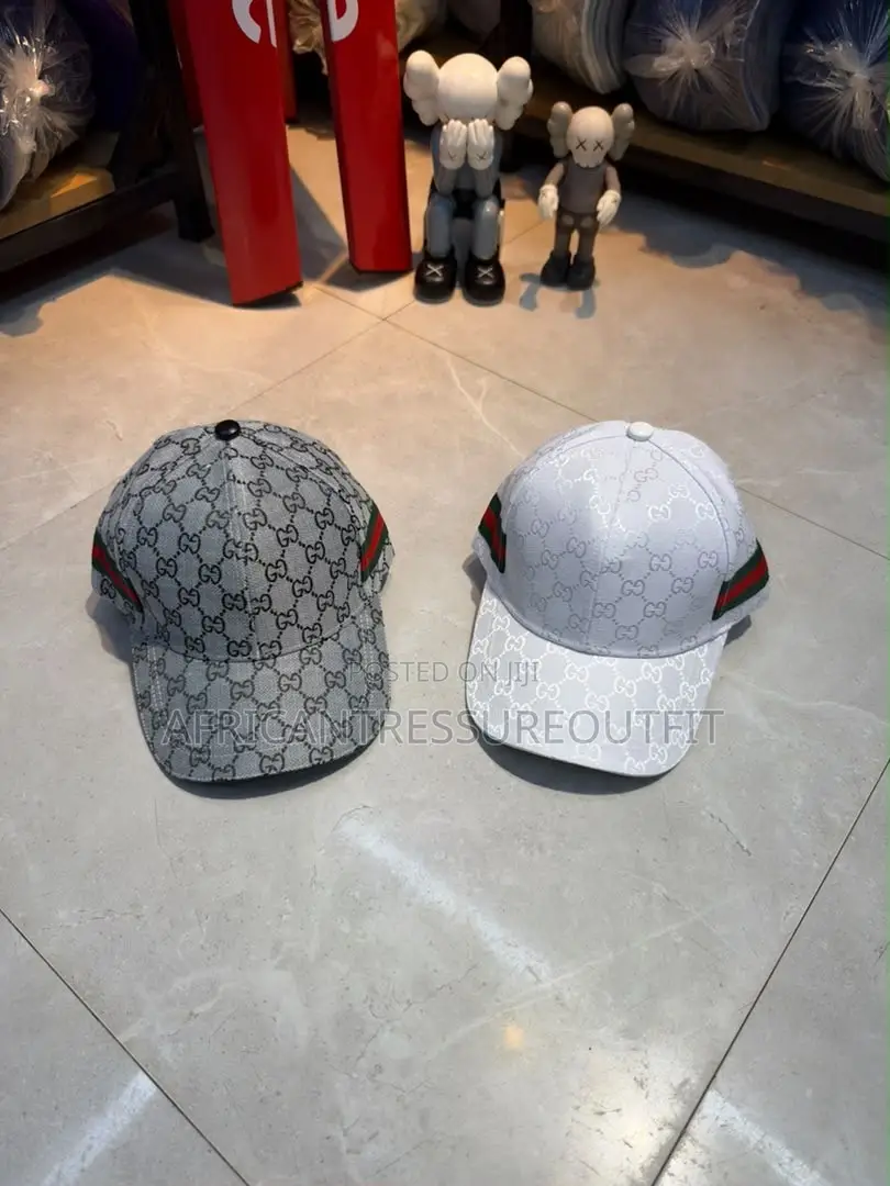 Gucci, Burberry and More Baseball Caps Brands Collection | Buy Now