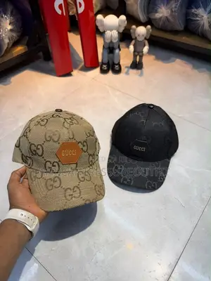 Gucci, Burberry and More Baseball Caps Brands Collection | Buy Now