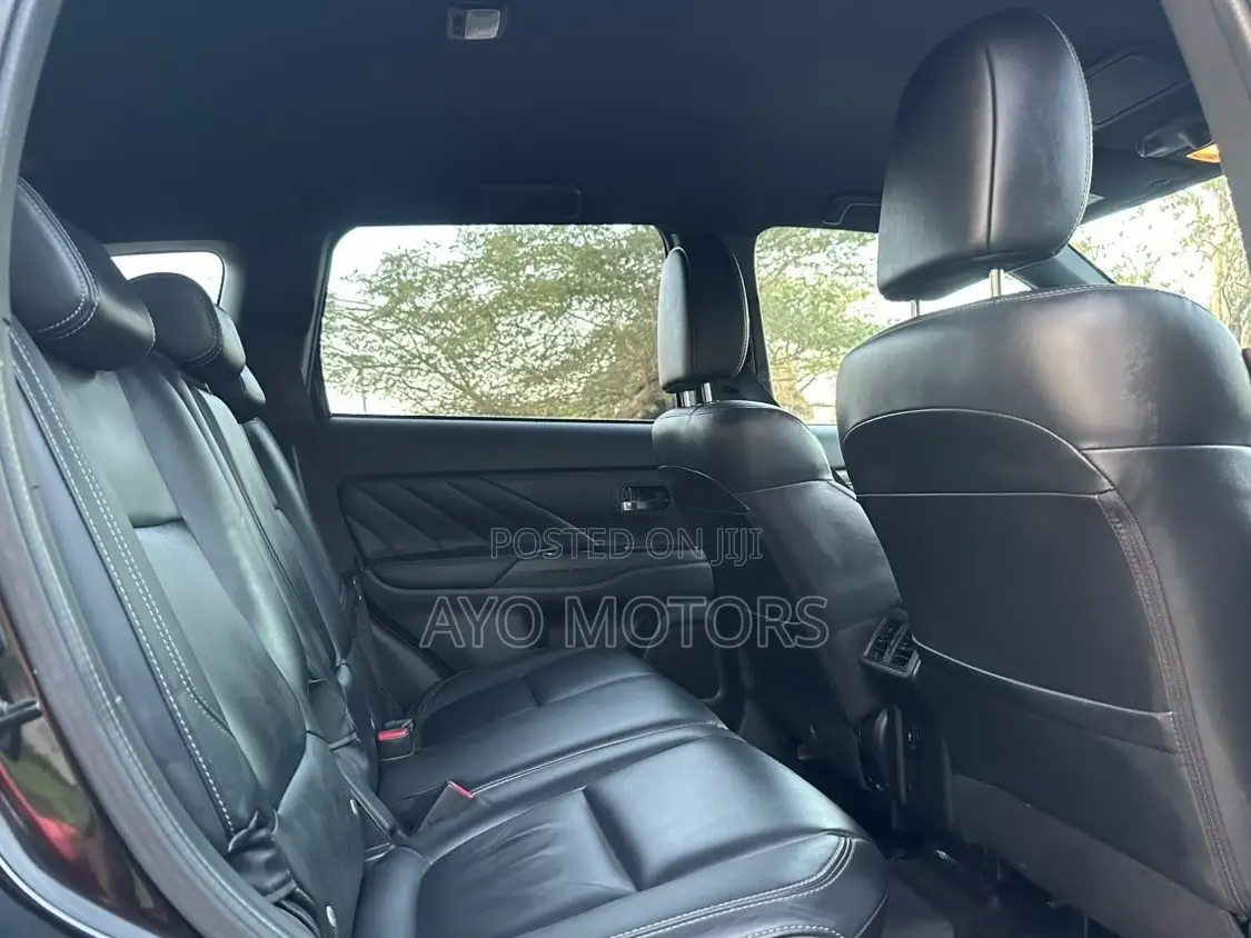 Mitsubishi Outlander 2.0 PHEV AWD 2018 Black