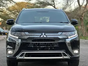 Mitsubishi Outlander 2.0 PHEV AWD 2018 Black