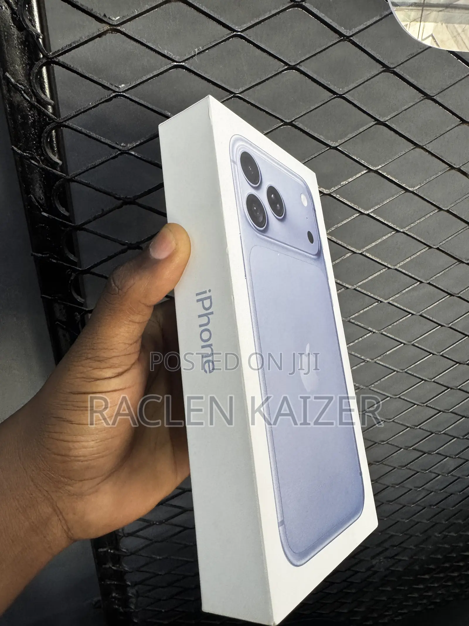 New Apple iPhone 18 Pro Max 1 TB Blue