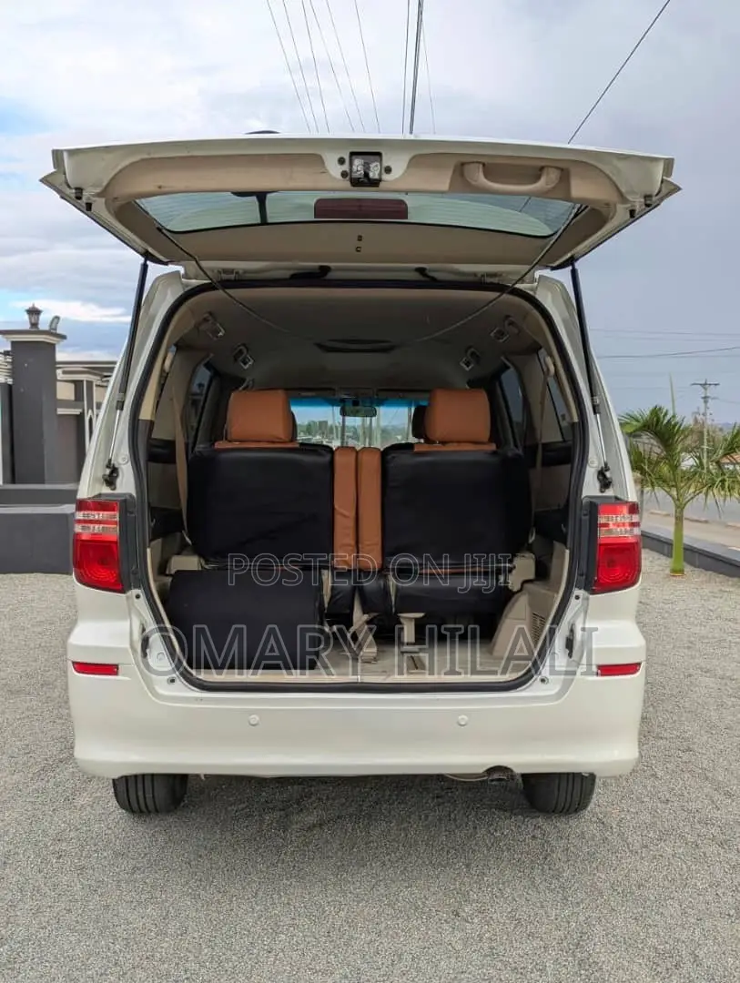 Toyota Alphard 2007 White