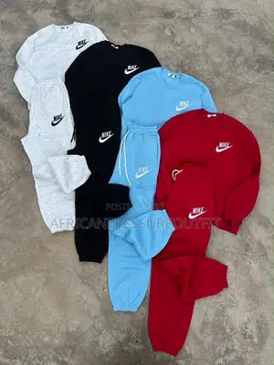 Nike Fleece Crewneck Sweatshirt With Matching Joggers Set Collection