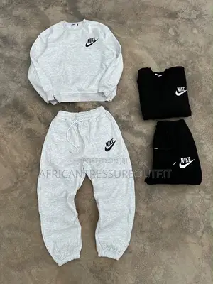 Nike Fleece Crewneck Sweatshirt With Matching Joggers Set Collection