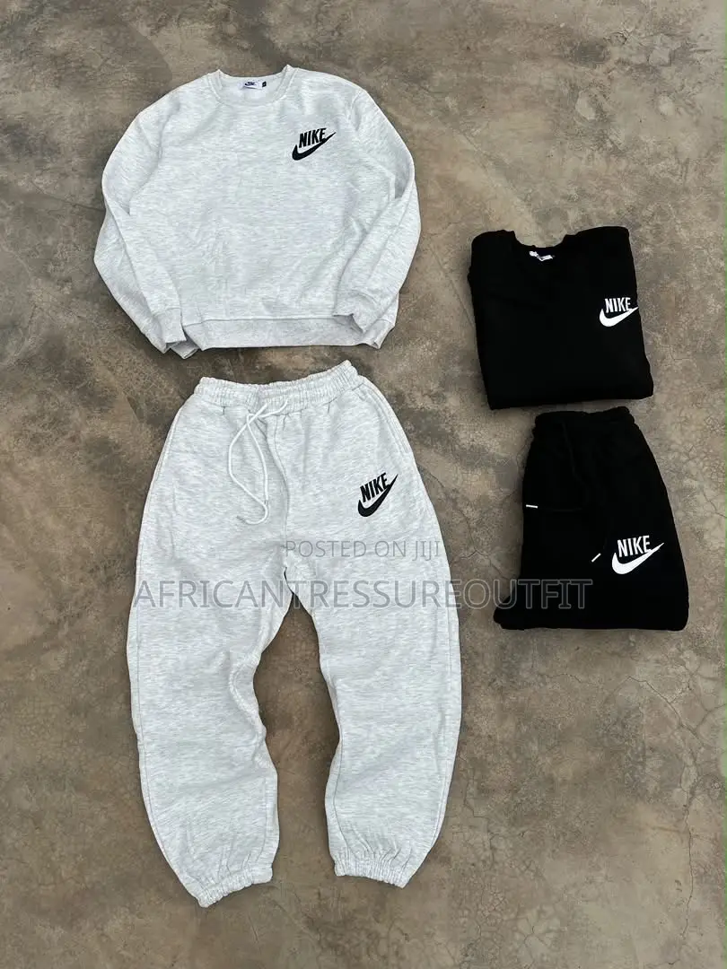 Nike Fleece Crewneck Sweatshirt With Matching Joggers Set Collection