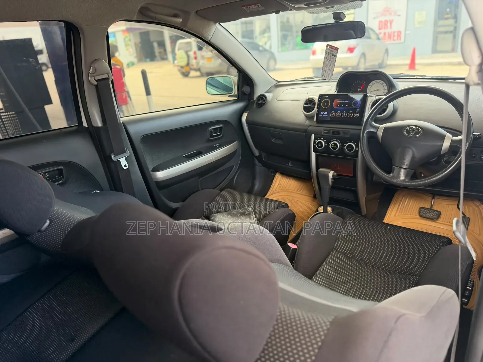 Toyota IST 2004 White