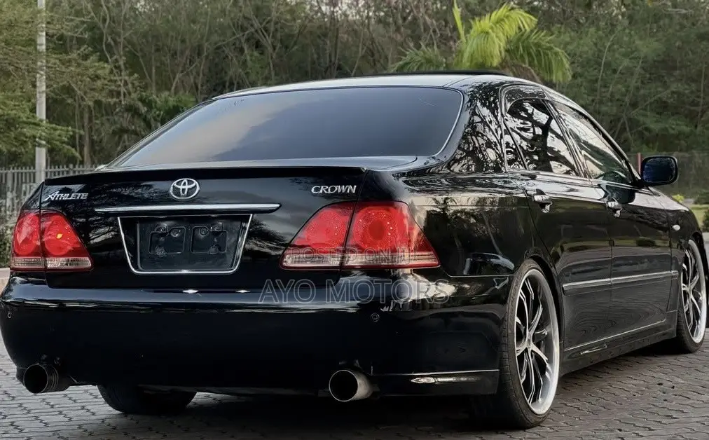 Toyota Crown 2007 Black