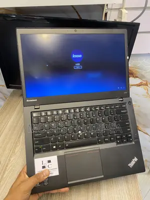 Laptop Lenovo ThinkPad T440s 8GB Intel Core i5 HDD 500GB