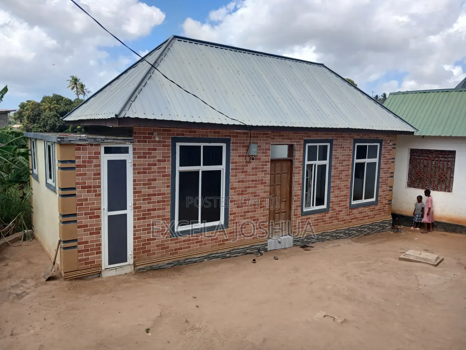 5bdrm House in Excela Joshua, Toangoma for sale