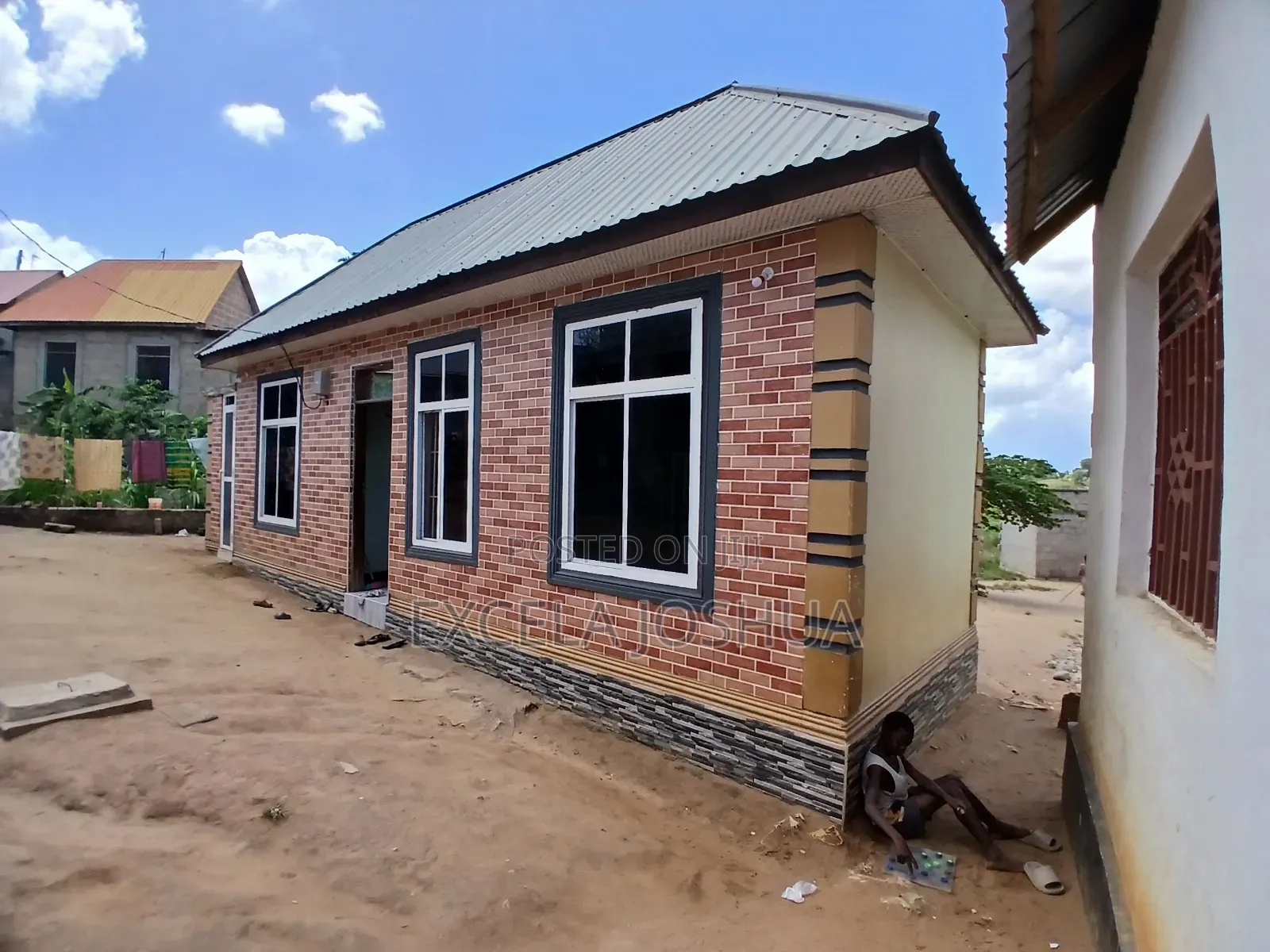 5bdrm House in Excela Joshua, Toangoma for sale