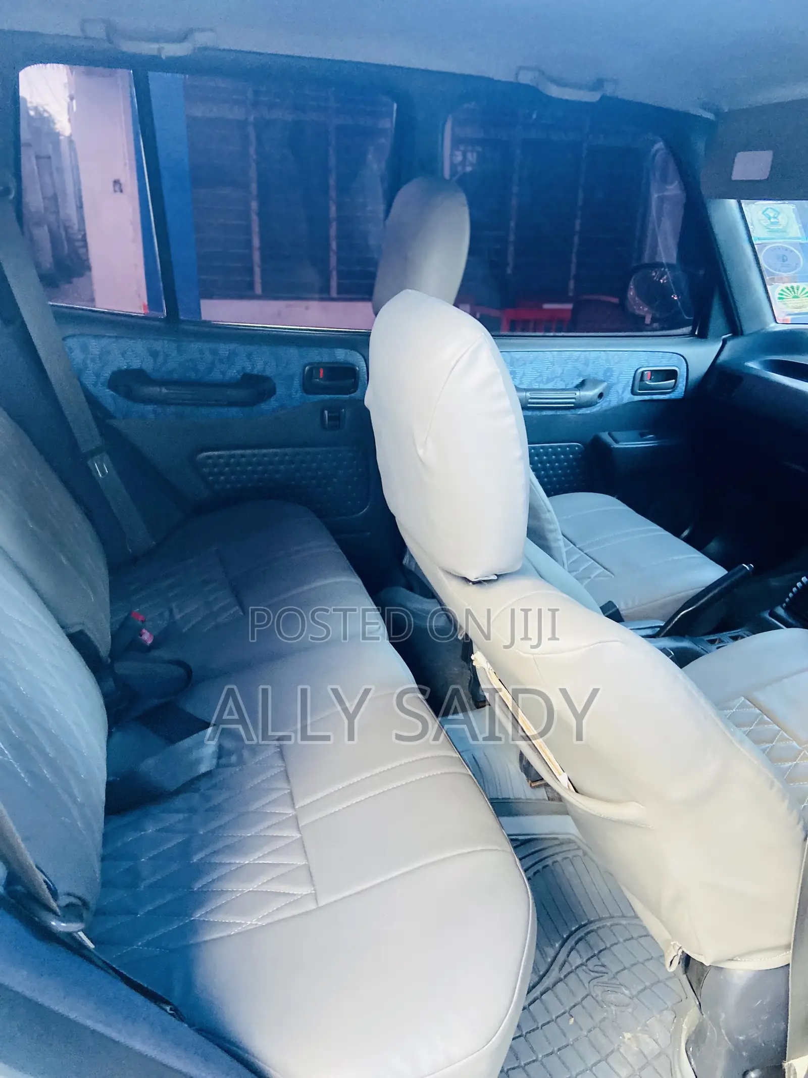 Toyota RAV4 Base 4x4 1999 Silver