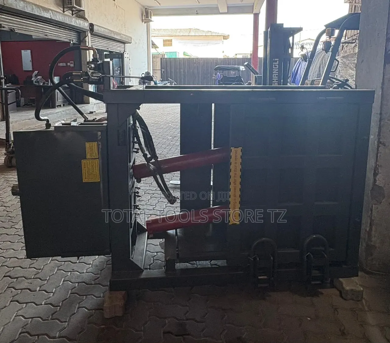 Hydraulic Baling Press Machine Jy 30t/ 11kw/ 110mm/ Block Type