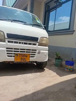 Suzuki CARRY 2004 White