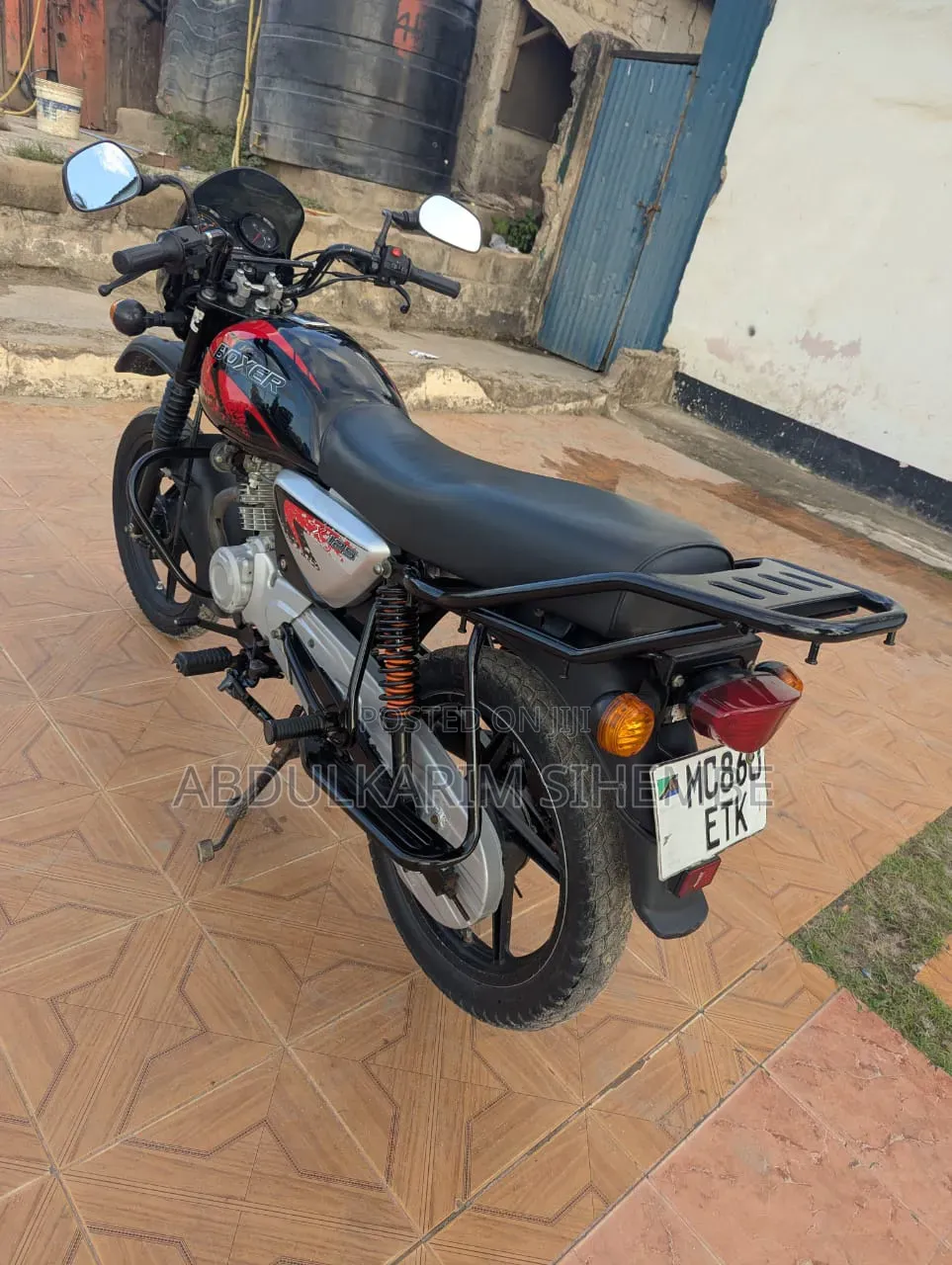 New Bajaj Boxer X125 2023 Red