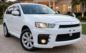 Mitsubishi Outlander 2011 White