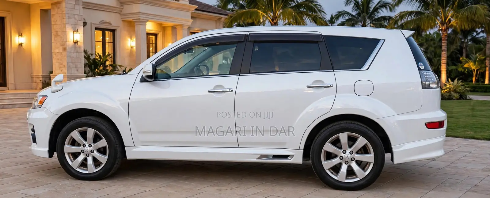 Mitsubishi Outlander 2011 White