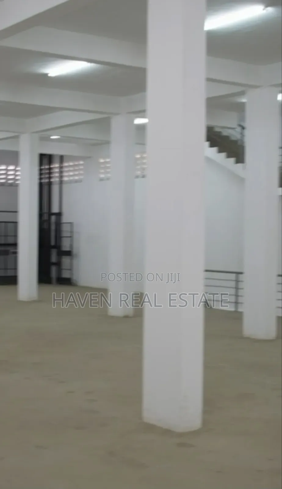 1200sqmt Godown for Rent at Changombe