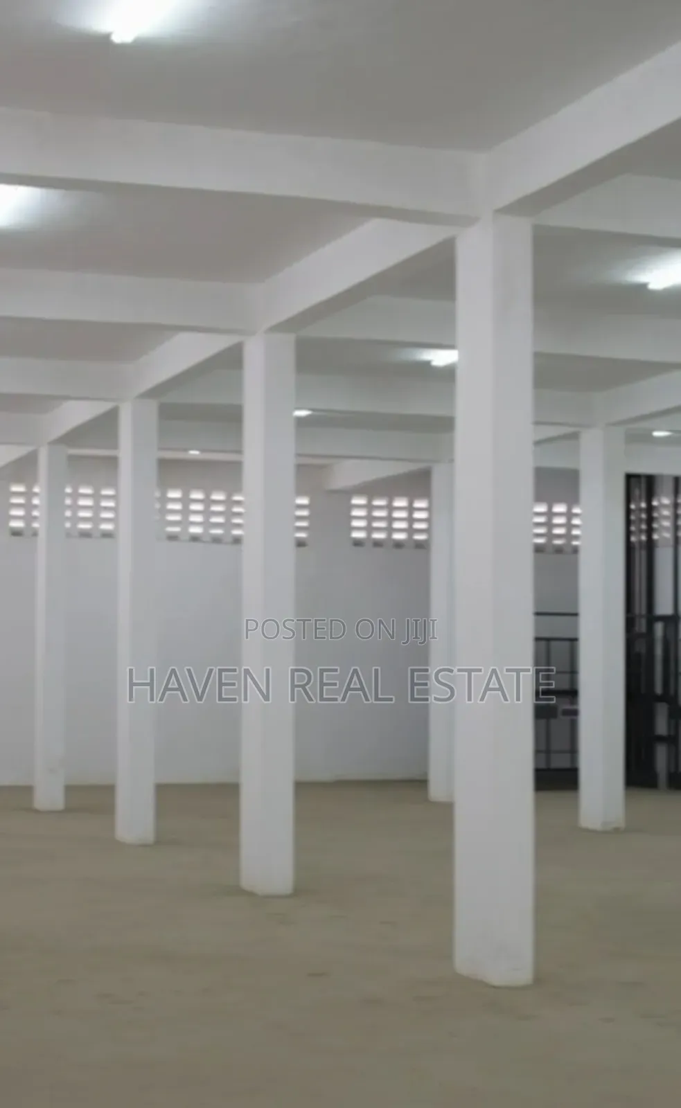 1200sqmt Godown for Rent at Changombe