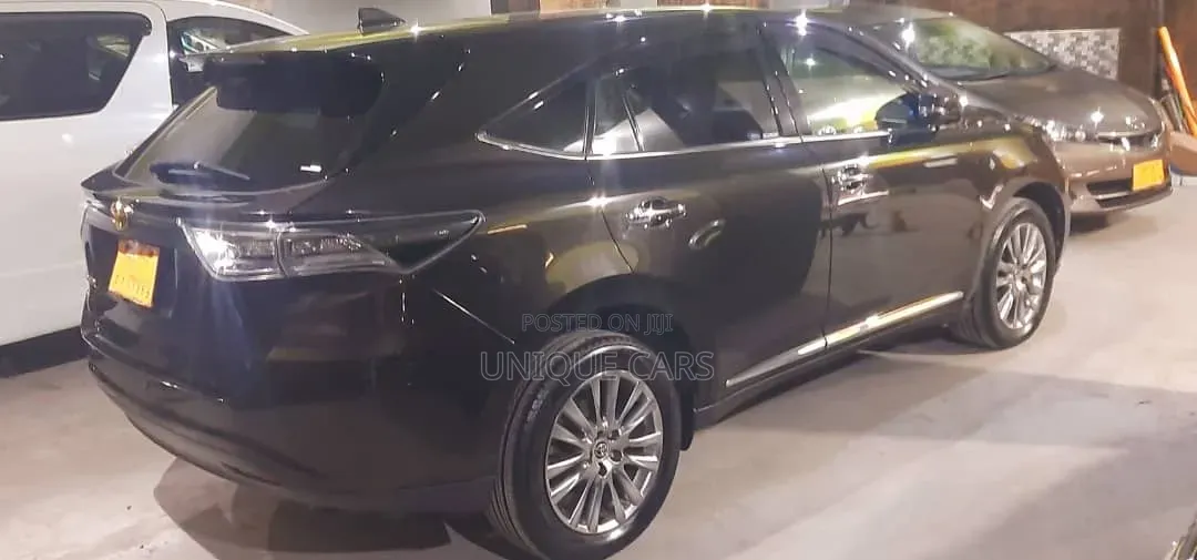 Toyota Harrier 2.0 2015 Brown