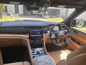 Jeep Cherokee 2023 Gray