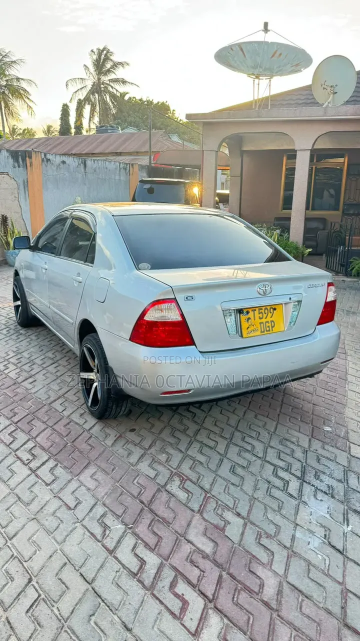 Toyota Corolla 2005 Silver