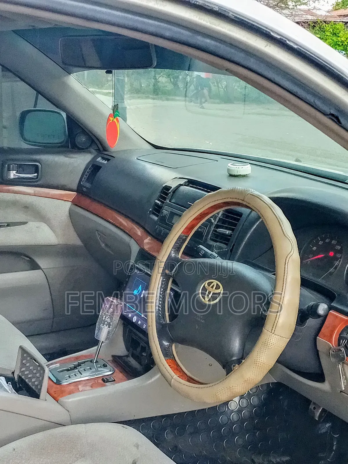 Toyota Mark II 2000 Silver