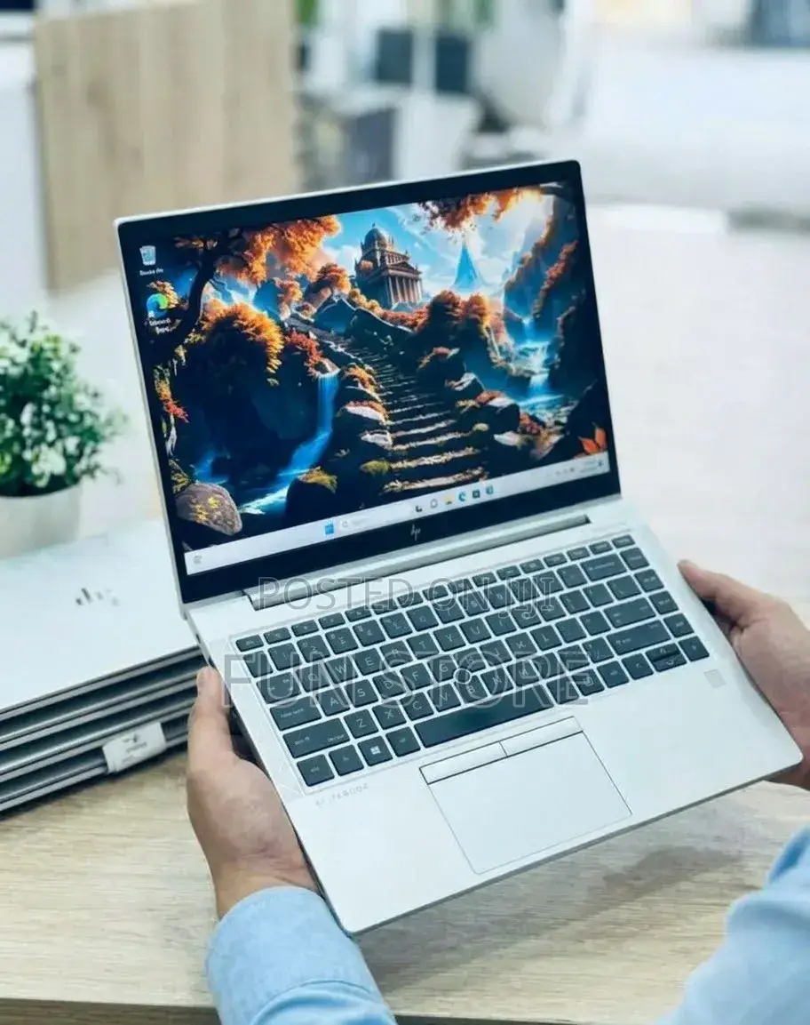 Laptop HP EliteBook 845 G7 8GB AMD Ryzen 3 SSD 256GB