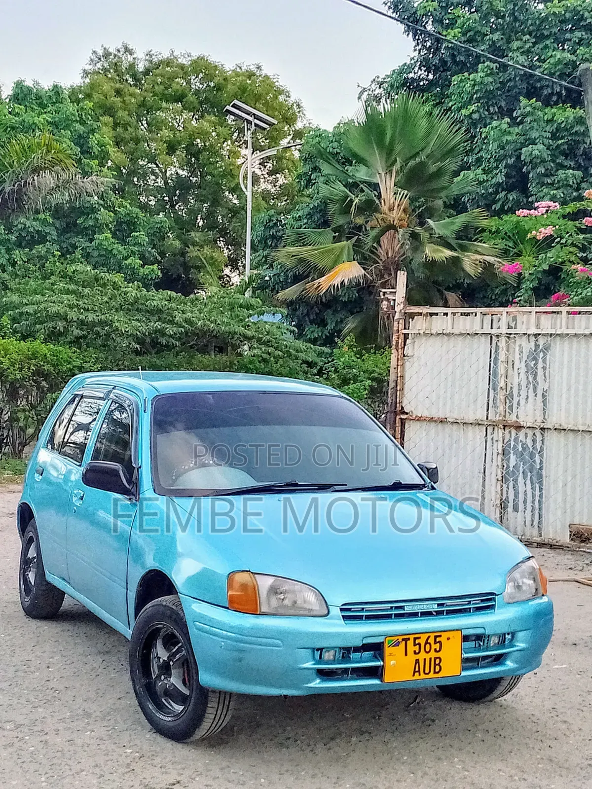 Toyota Starlet 2000 Blue