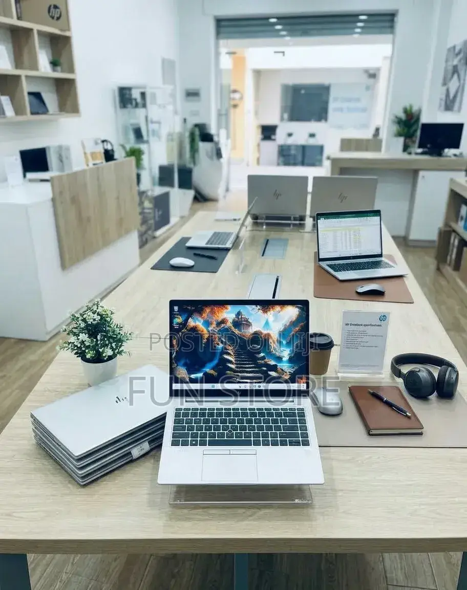Laptop HP EliteBook 845 G7 8GB AMD Ryzen 3 SSD 256GB