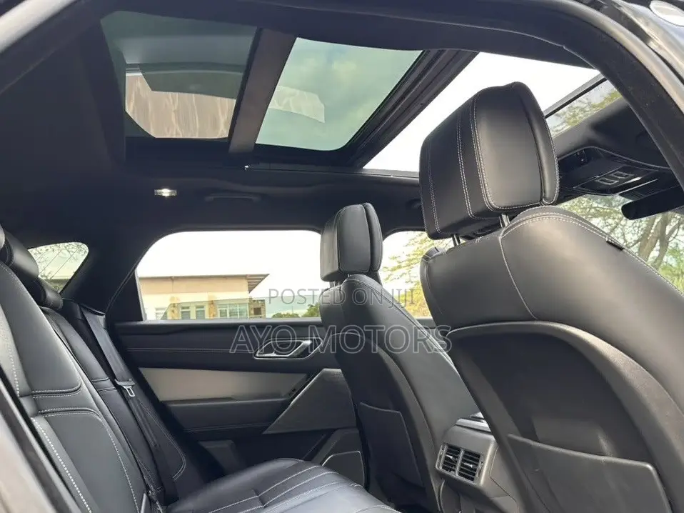 Land Rover Range Rover Velar R-Dynamic S 2021 Black