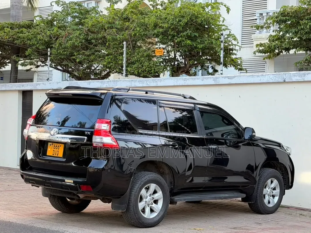 Toyota Land Cruiser Prado 2015 Black