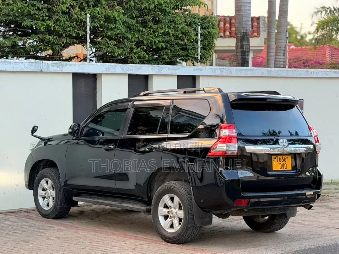 Toyota Land Cruiser Prado 2015 Black