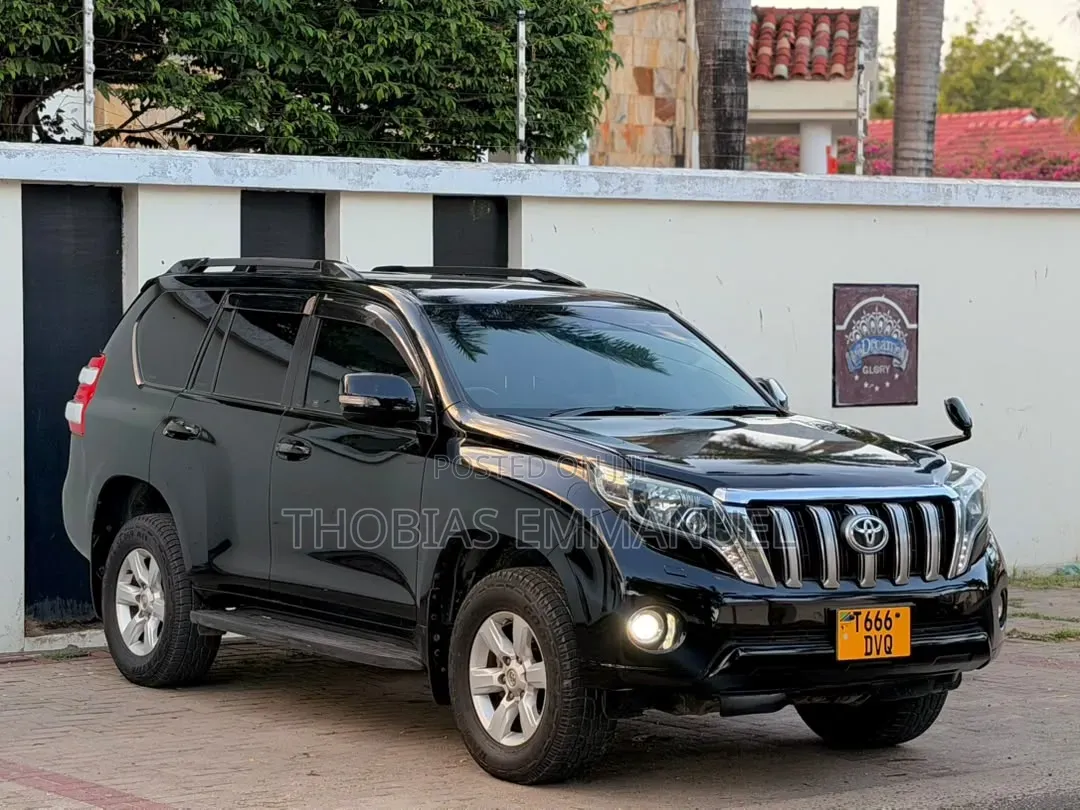 Toyota Land Cruiser Prado 2015 Black