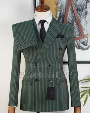 Suit Ya Kijani Yenye Mistari Ya Urembo