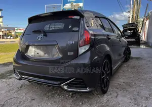 Toyota Aqua 2016 Gray