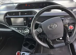 Toyota Aqua 2016 Gray
