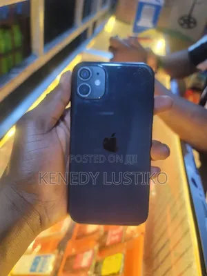 Apple iPhone 11 64 GB Black
