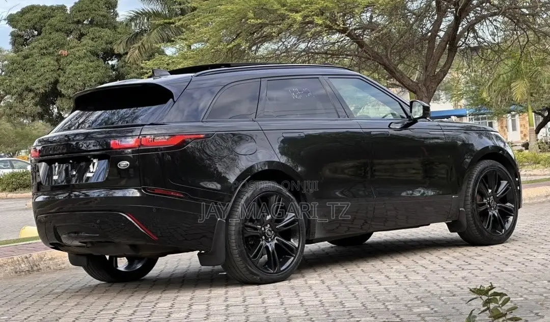 Land Rover Range Rover Velar 2021 Matt Black