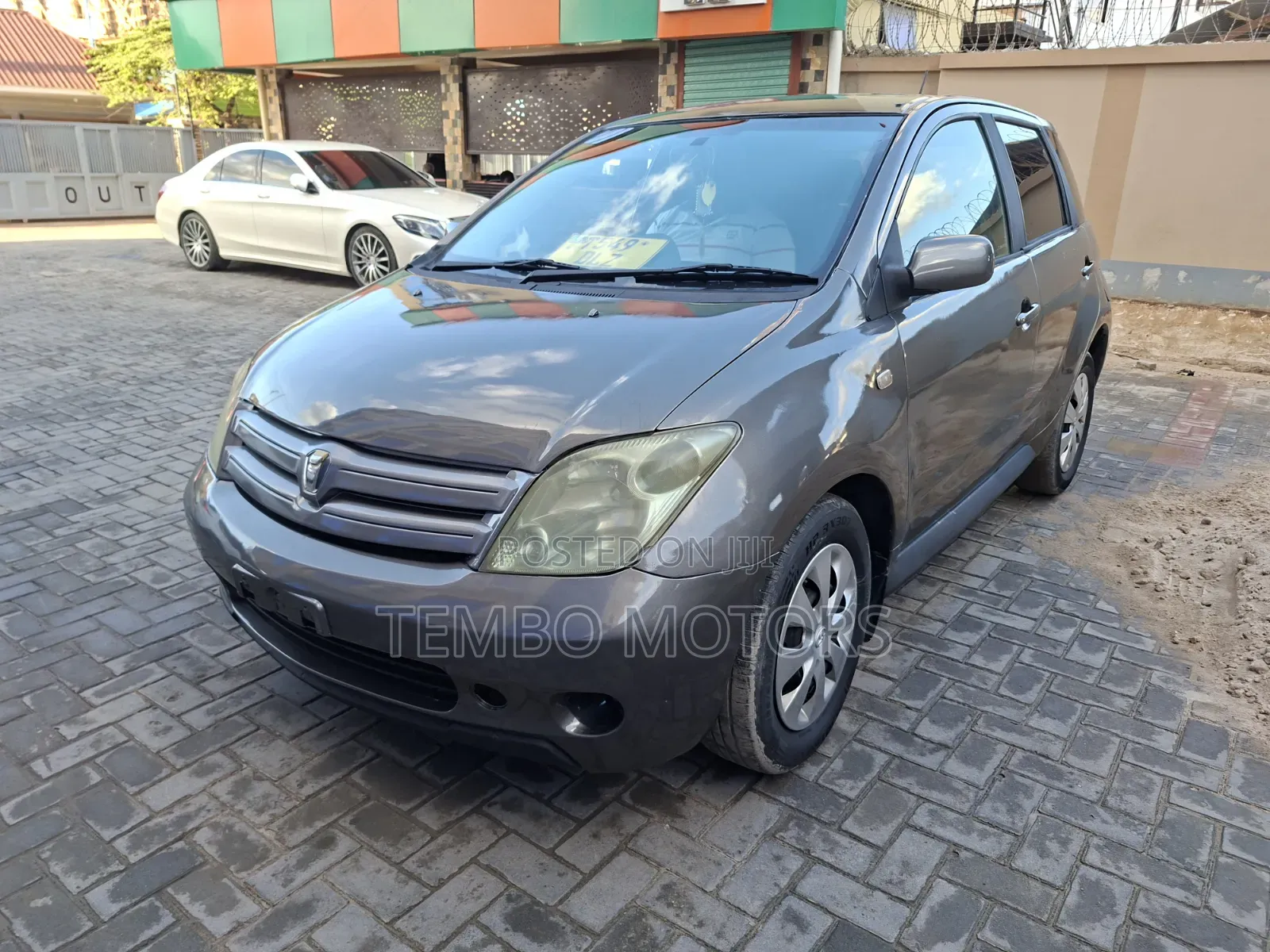 Toyota IST 2005 Gray