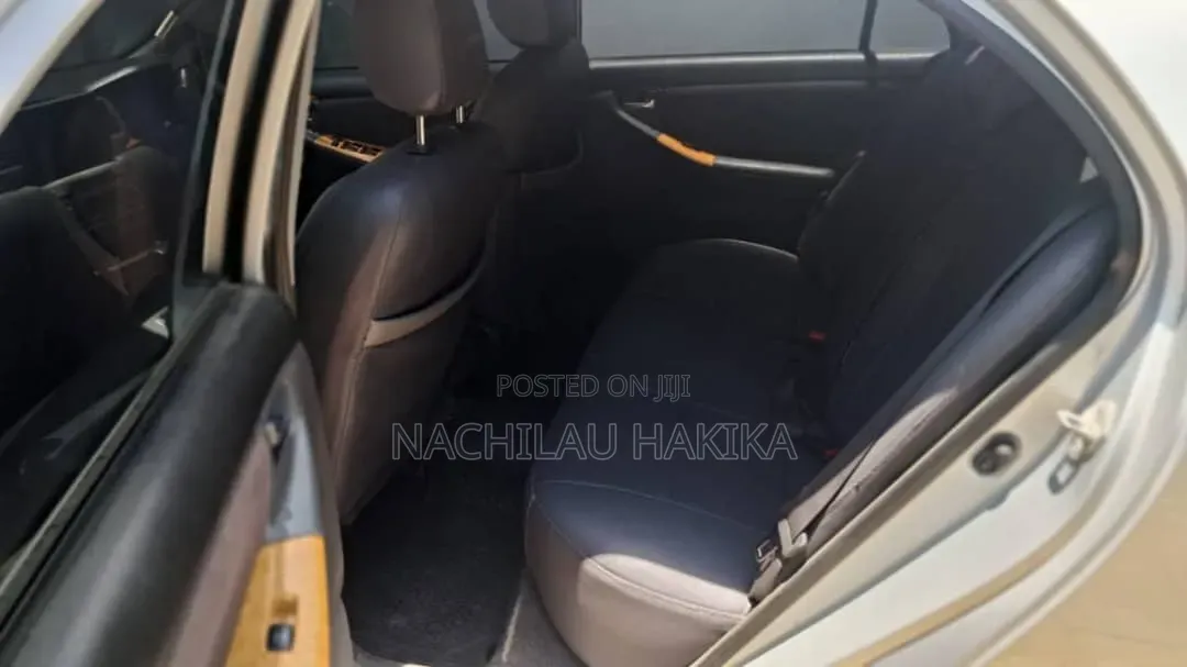Toyota Corolla 2005 Silver