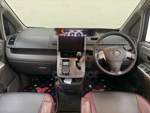 Toyota Noah 2010 Black