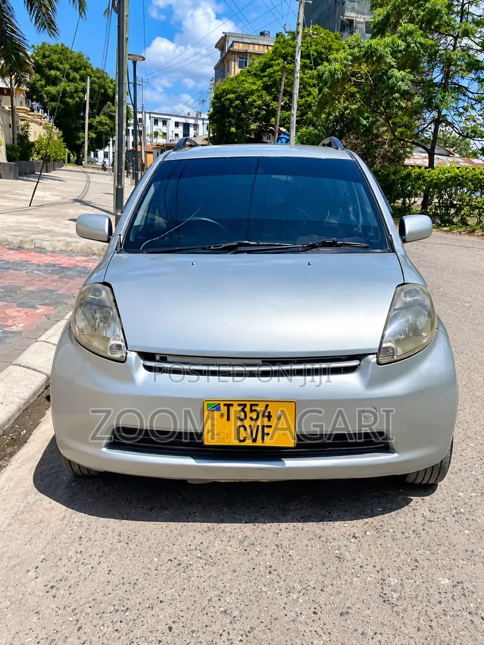 Toyota Passo 2004 Silver