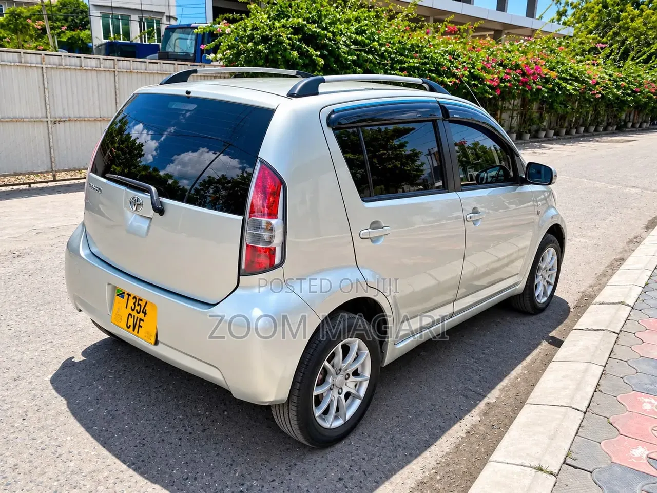 Toyota Passo 2004 Silver