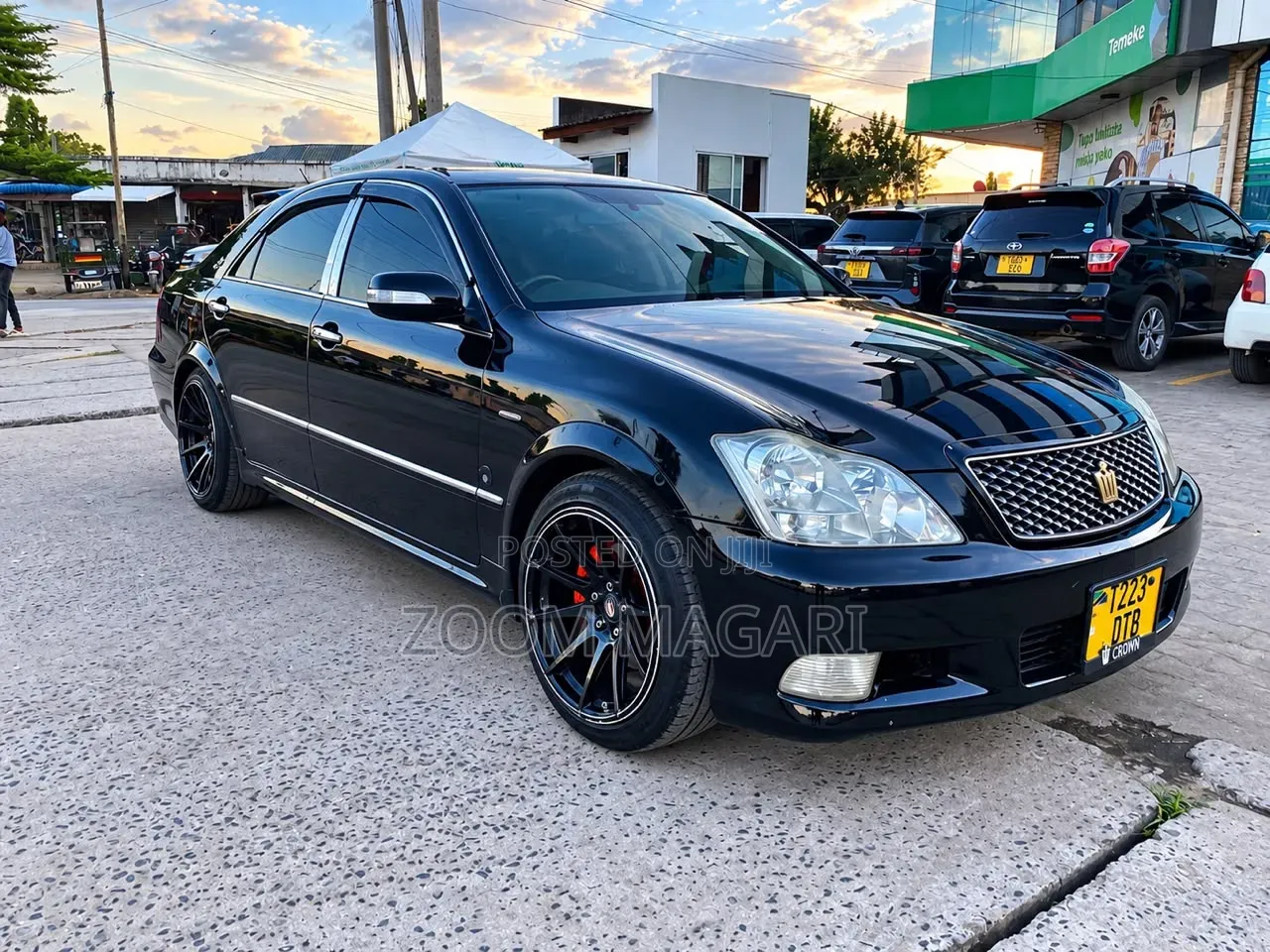 Toyota Crown Royale 2005 Black