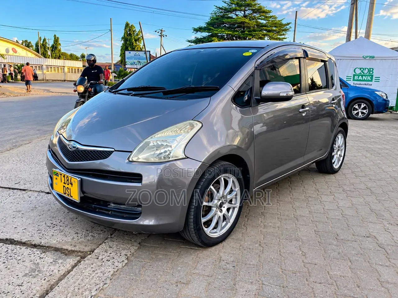Toyota Ractis 2006 Gray