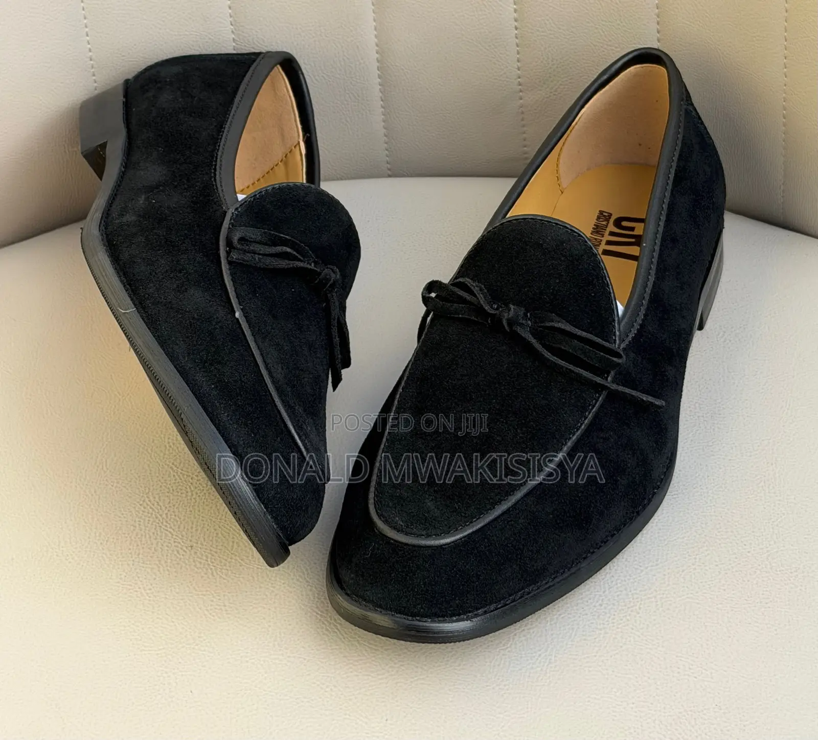 Cristiano Ronaldo - Suede Bow Loafer