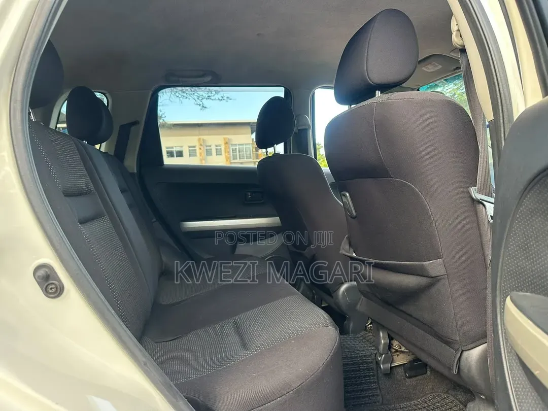 Toyota IST 2004 White