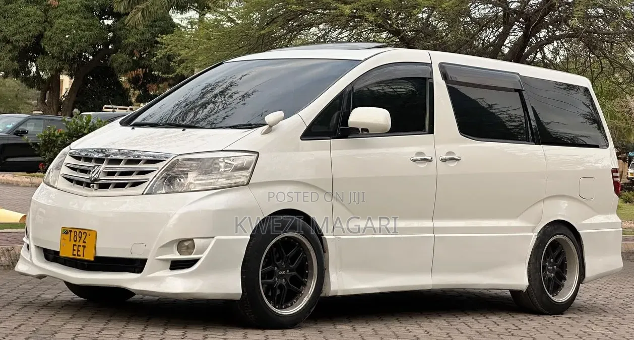 Toyota Alphard 2006 White